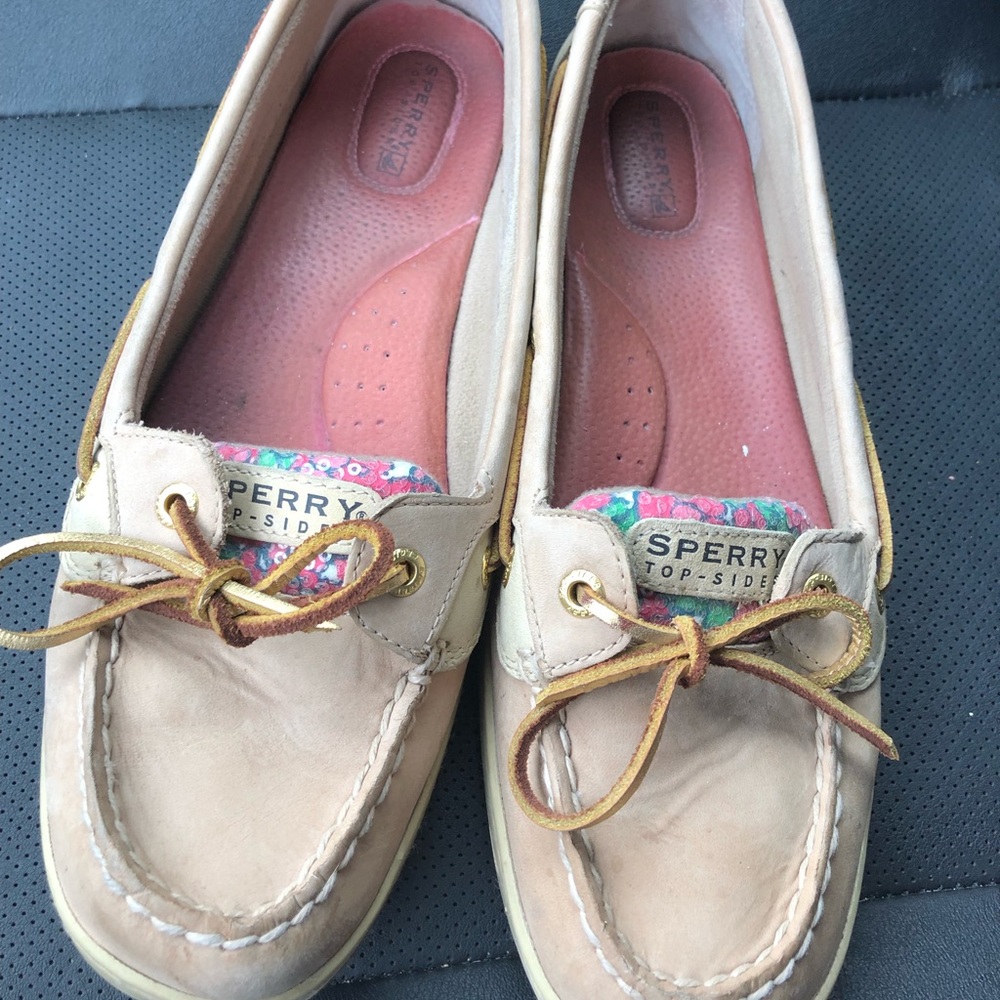 Sperry boat shoes